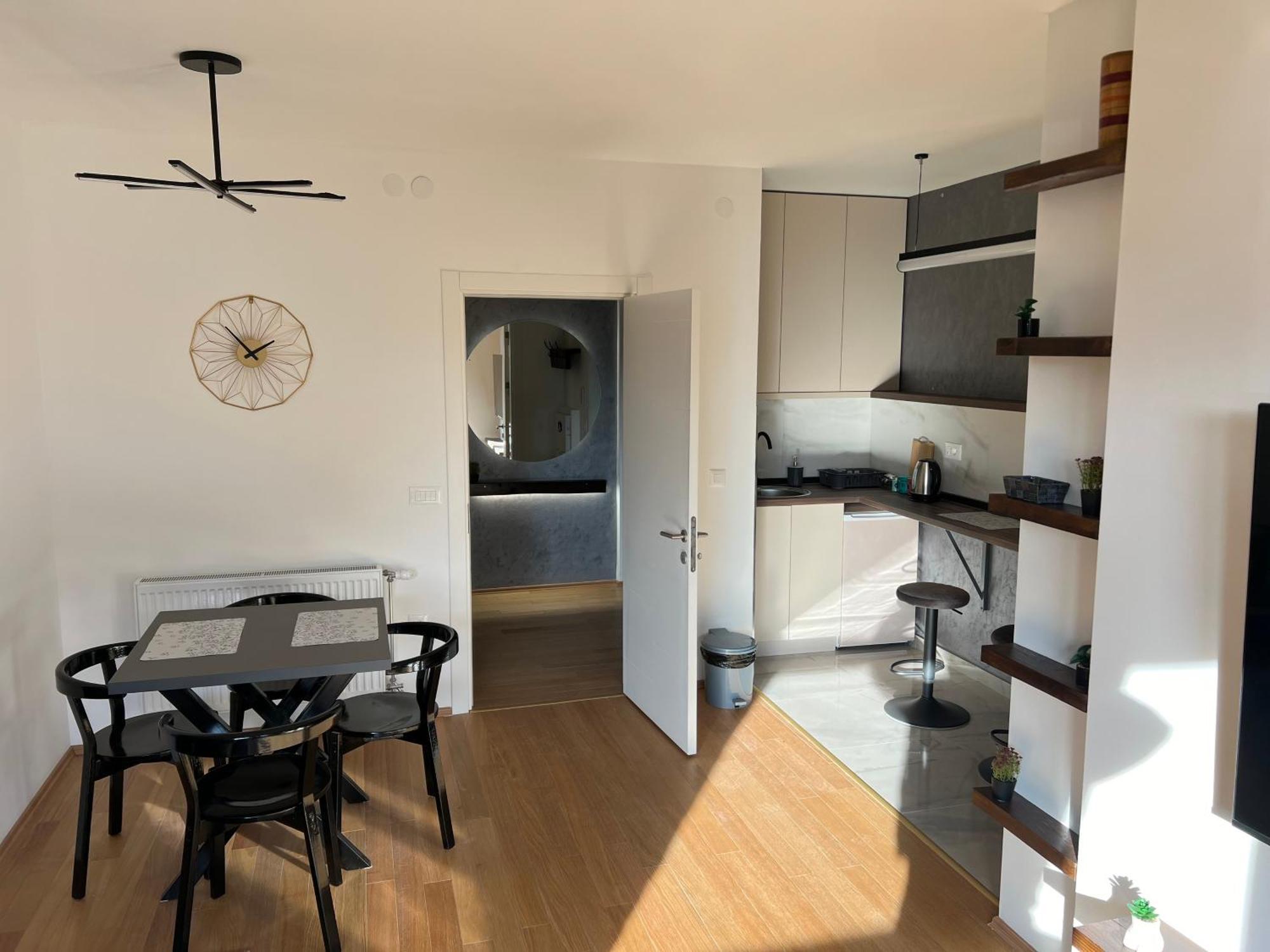 Liboroapartments Ni Exteriör bild