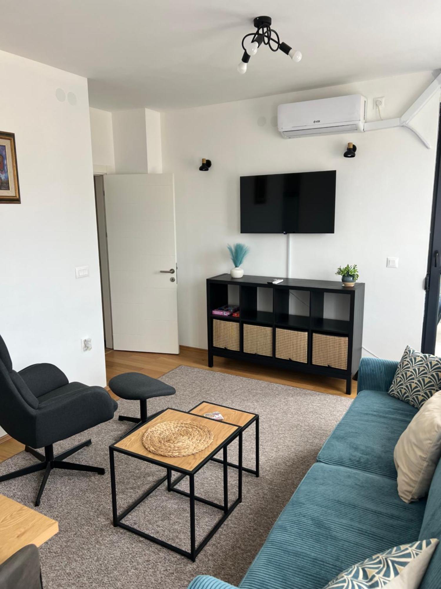 Liboroapartments Ni Exteriör bild
