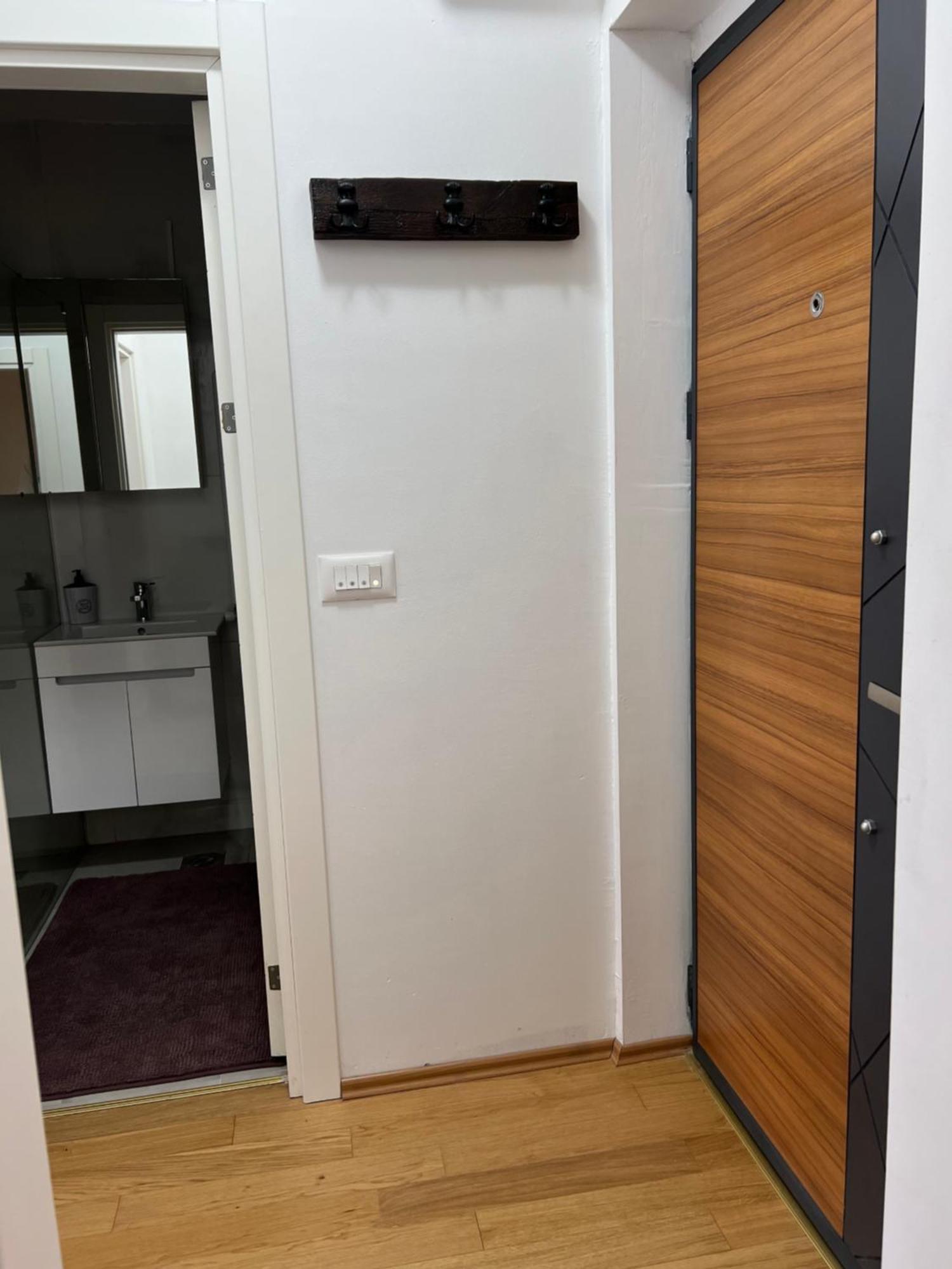 Liboroapartments Ni Exteriör bild